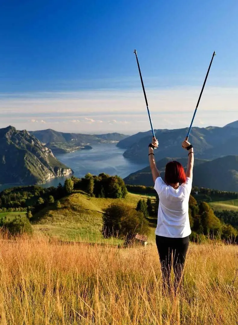 Carlotta Mountain Lake Iseo Hospitality Bossico 0*,